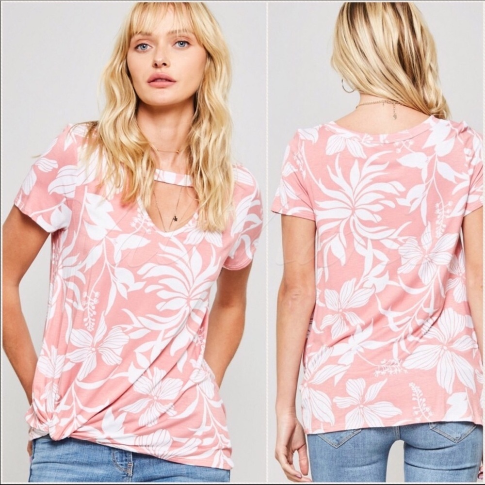 ❤️1 LEFT! Coral & white Hawaiian, w/ Choker! - Picture 2 of 5